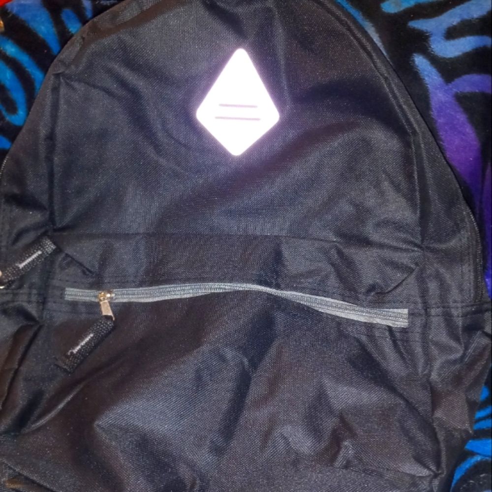 🤑NWOT Black & Gray Walgreens Backpack for Back to School!!!